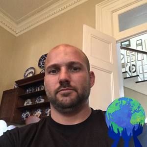 Meet your Posher, Ian